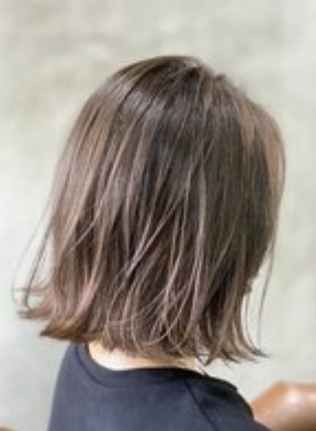 外はね切りっぱなしボブ